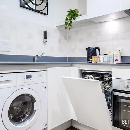 City Centre Apartment, Perfect For Business In Birmingham