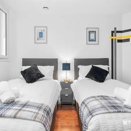 City Centre Apartment, Perfect For Business In Apartment